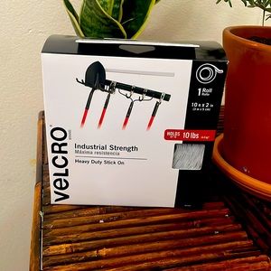 VELCRO Industrial Strength white tape